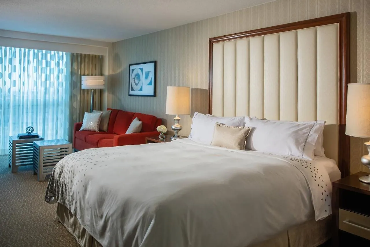 ***  Renaissance Newark Airport Hotel Elizabeth USA